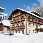 Hoffmann 3*